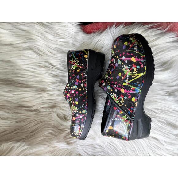 Sanita Women's Colorful Clogs - Fun and Functional Size 40 - Picture 5 of 6